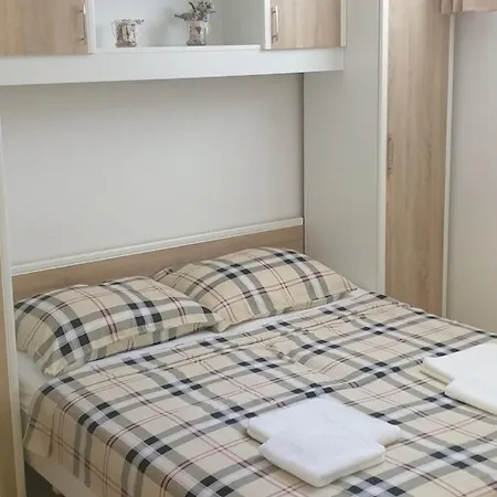 Apartment Bepo Sveti Filip i Jakov