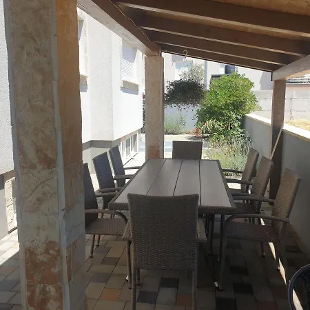 Bepo Apartment Sveti Filip i Jakov